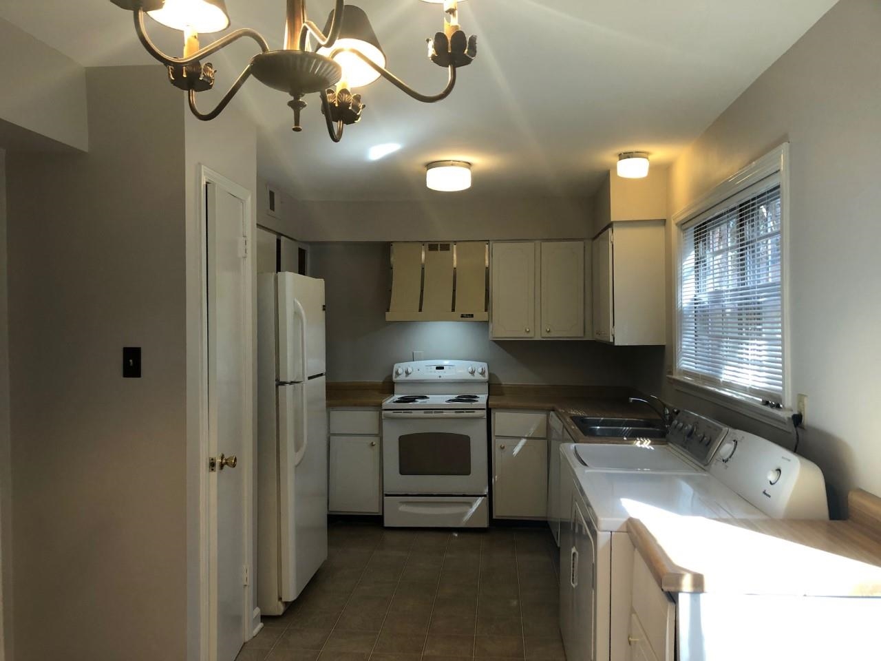 5726 Quince Road, Unit 11 Memphis, TN 38119 - Photo 3 of 25 Gallery Image 3