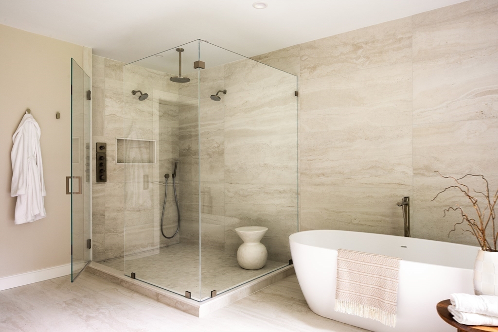 68 Mignon Road Newton, MA 02465 - Photo 16 of 33