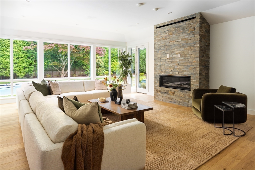 68 Mignon Road Newton, MA 02465 - Photo 7 of 33