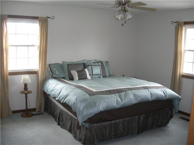 13216 Lantern Road Fishers, IN 46038 - Photo 10 of 15 Gallery Image 10