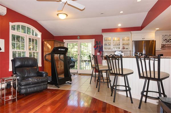 90 Stowecroft Road Arlington, MA 02474 - Photo 3 of 22