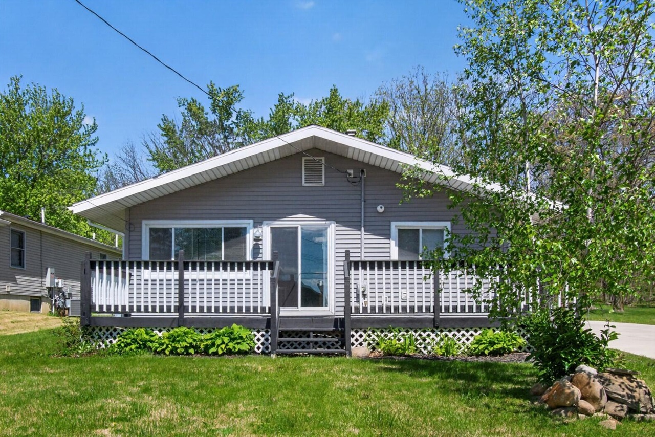 10674 Wesch Road Brooklyn, MI 49230 - Photo 1 of 56