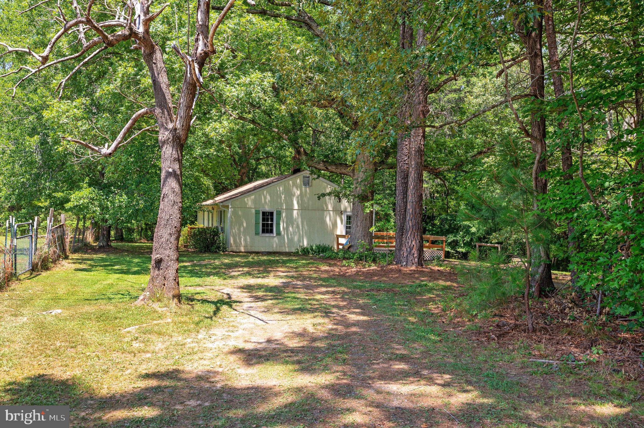 1564 Bethany Church Road Bumpass, VA 23024 - Photo 8 of 81