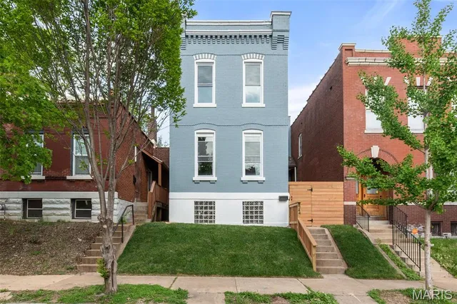 $290,000 | 3244 Michigan Avenue, St. Louis, MO 63118