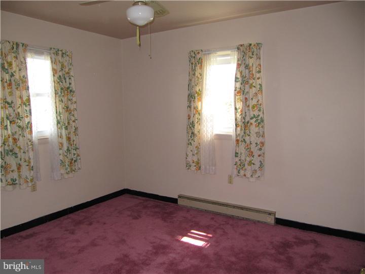 1427-29 Ridge Avenue Reading, PA 19607 - Photo 16 of 25 Bedroom