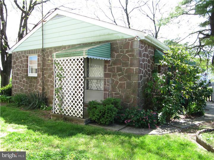1427-29 Ridge Avenue Reading, PA 19607 - Photo 5 of 25 Exterior Side