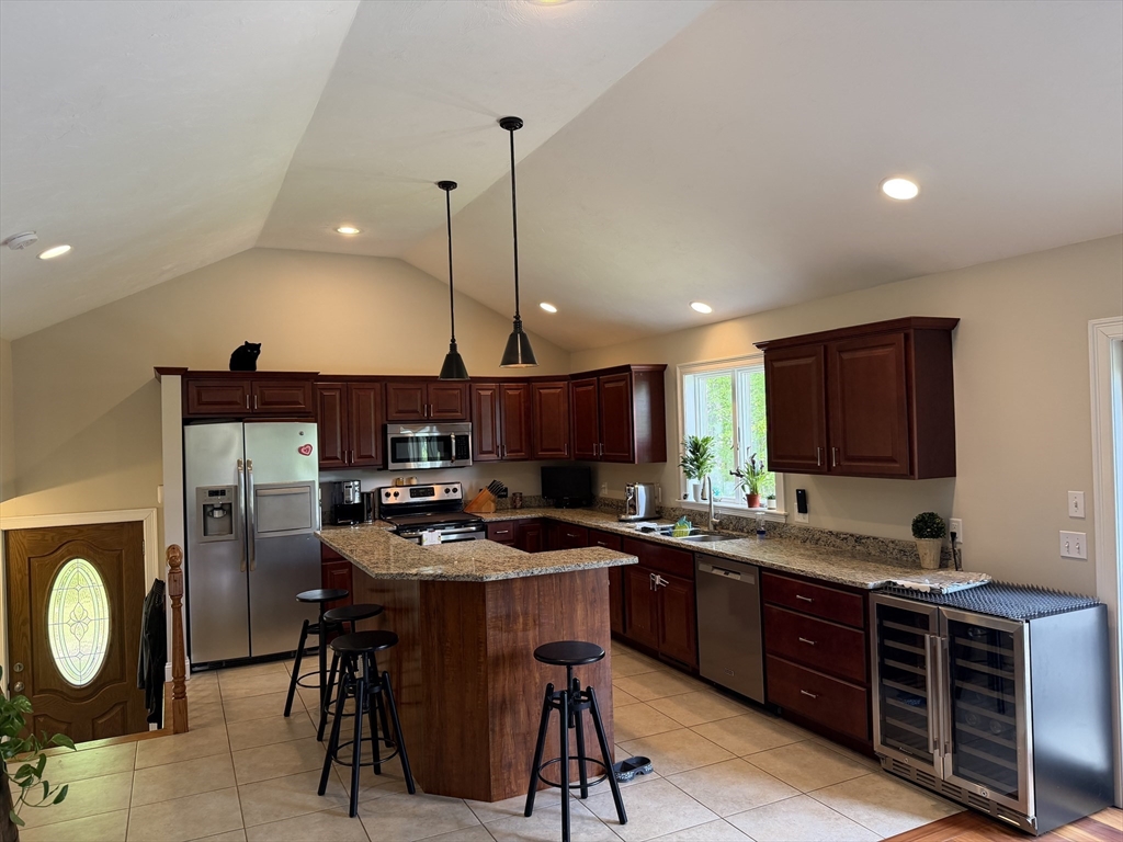 7 Dean Farm Road, Unit 2 Sutton, MA 01590 - Photo 5 of 16