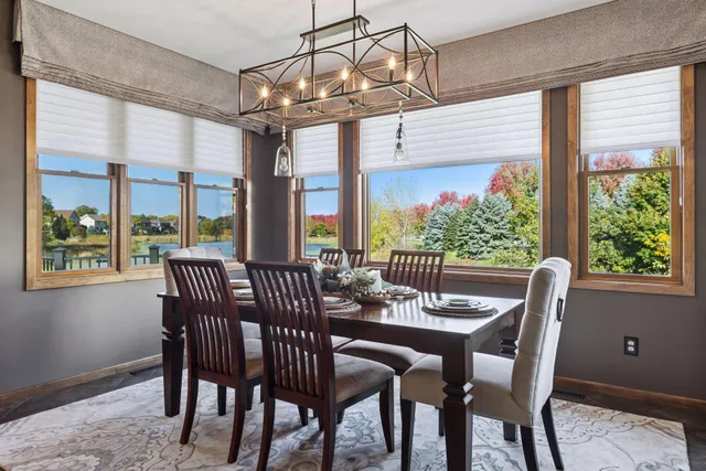 $995,000 | 10758 Watersedge Lane, Woodbury, MN 55129