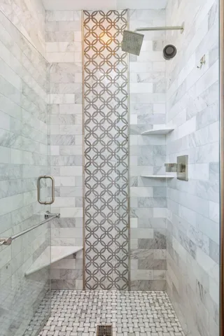 $995,000 | 10758 Watersedge Lane, Woodbury, MN 55129