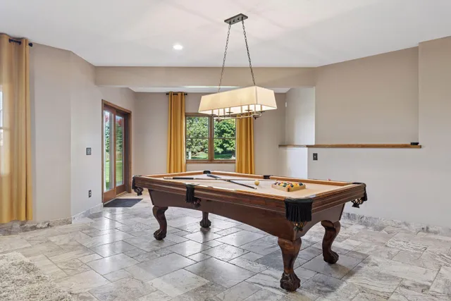 $995,000 | 10758 Watersedge Lane, Woodbury, MN 55129