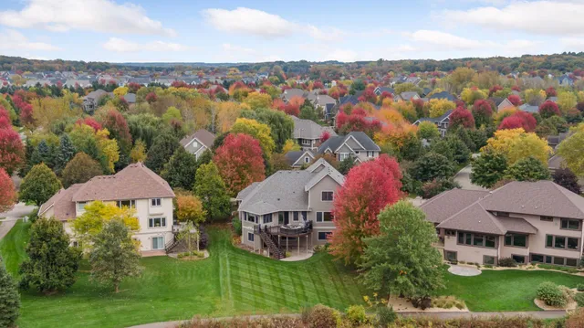 $995,000 | 10758 Watersedge Lane, Woodbury, MN 55129