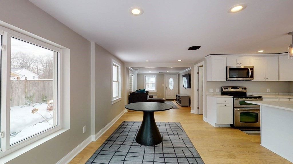 22 Elbridge Road Auburn, MA 01501 - Photo 12 of 26 Gallery Image 12