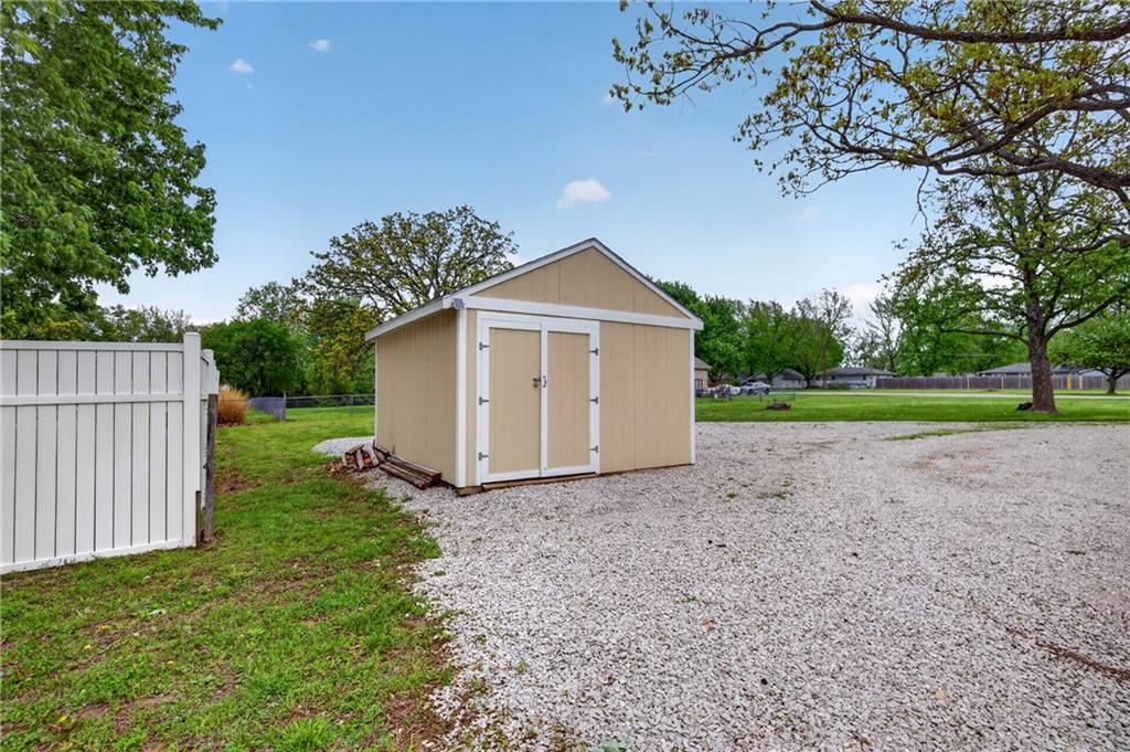 18916 South 1488th Road Nevada, MO 64772 - Photo 49 of 52