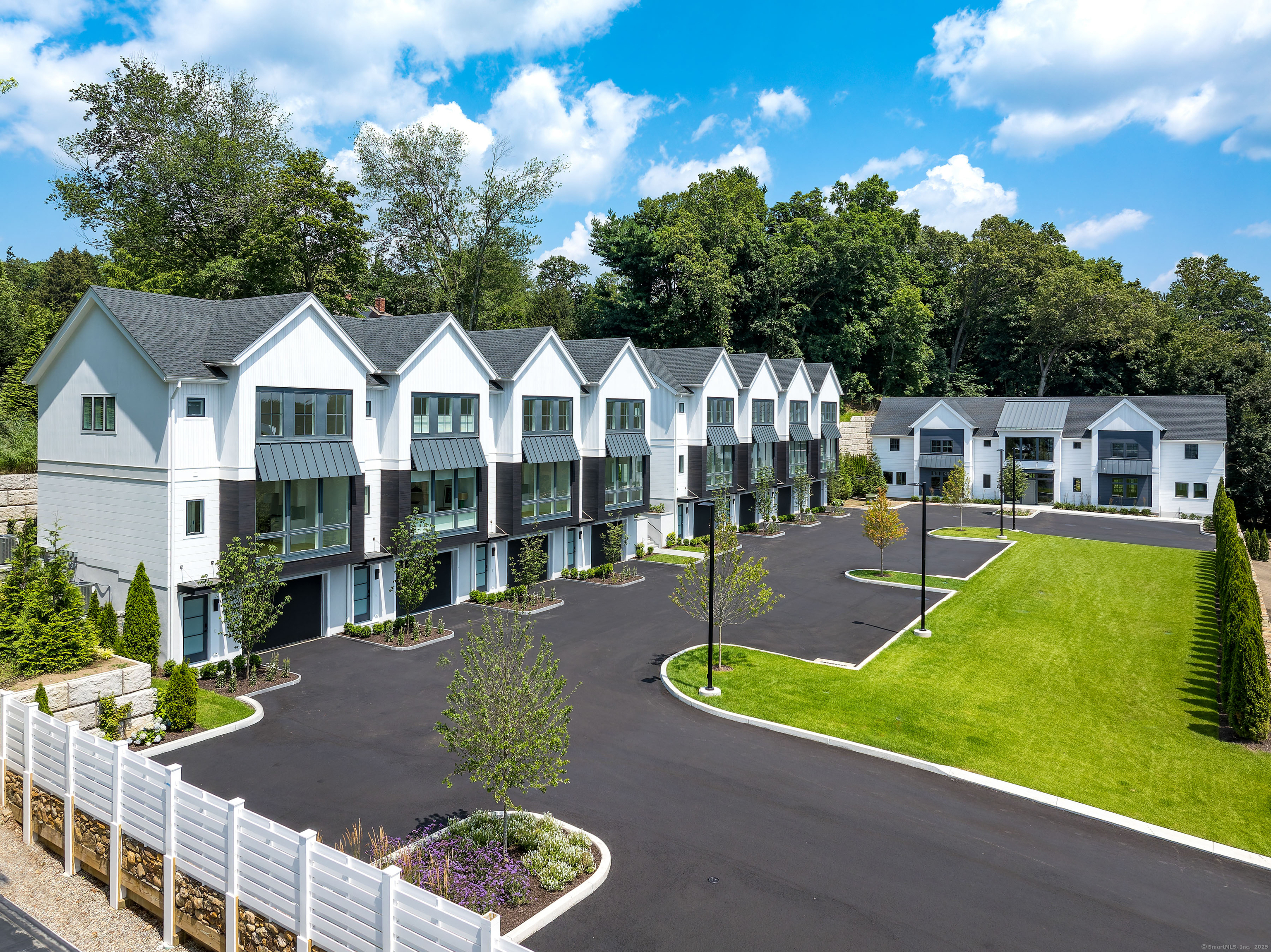 783 Post Road East, Unit 204 Westport, CT 06880 - Photo 28 of 40