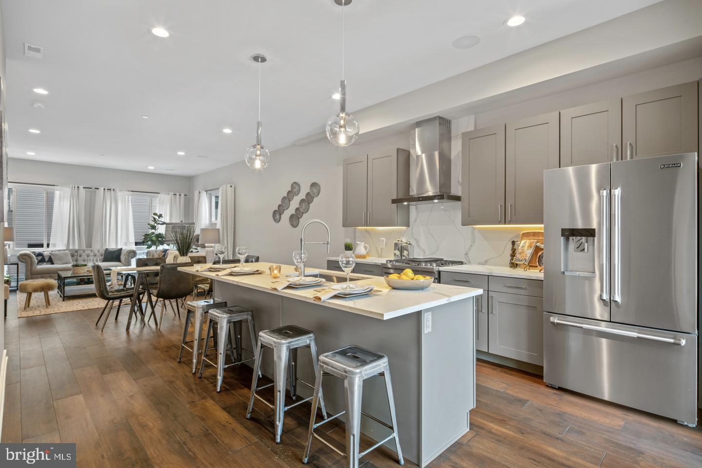 4446 River Ridge Court Philadelphia, PA 19129 - Photo 4 of 15 Gallery Image 4
