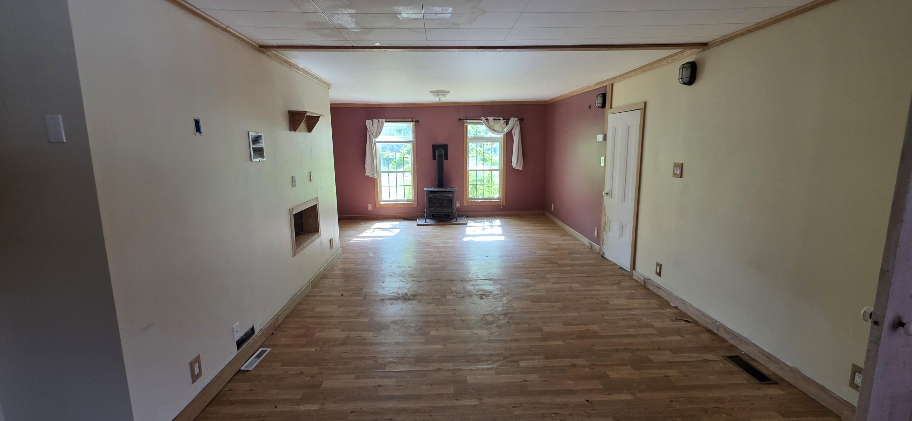 346 North Parish Road Turner, ME 04282 - Photo 11 of 31 20260602_092537