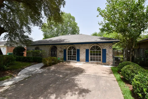 $1,750 | 11719 Murr Way, Houston, TX 77048