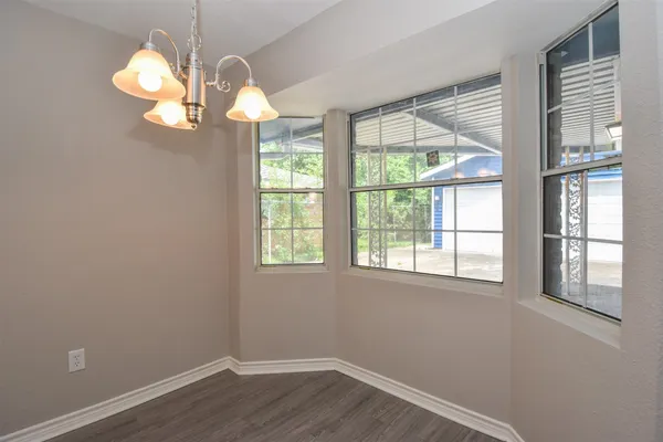 $1,750 | 11719 Murr Way, Houston, TX 77048