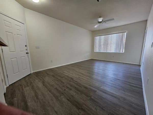 $1,500 | 18416 North Cave Creek Road, Unit 2001, Phoenix, AZ 85032