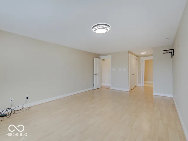 $265,000 | 8681 Jaffa Ct Drive East, Unit 38, Indianapolis, IN 46260