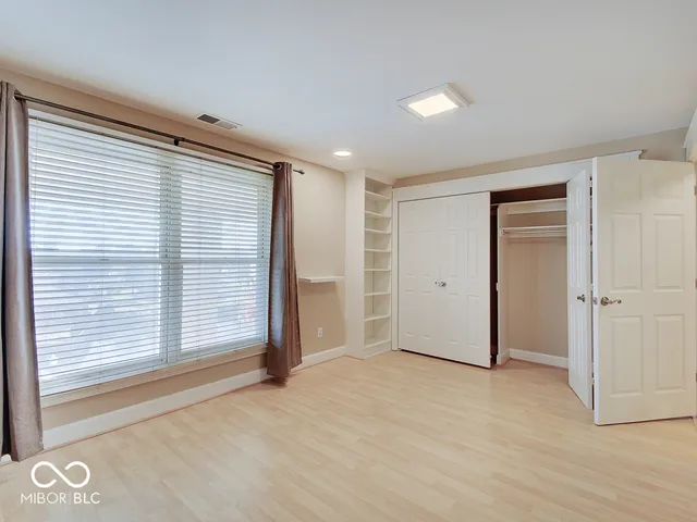 $265,000 | 8681 Jaffa Ct Drive East, Unit 38, Indianapolis, IN 46260