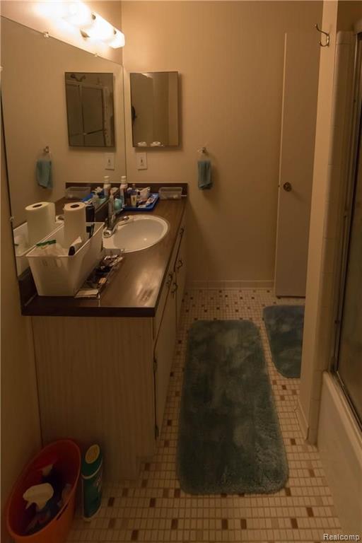 29157 Hayes Road Warren, MI 48088 - Photo 10 of 17