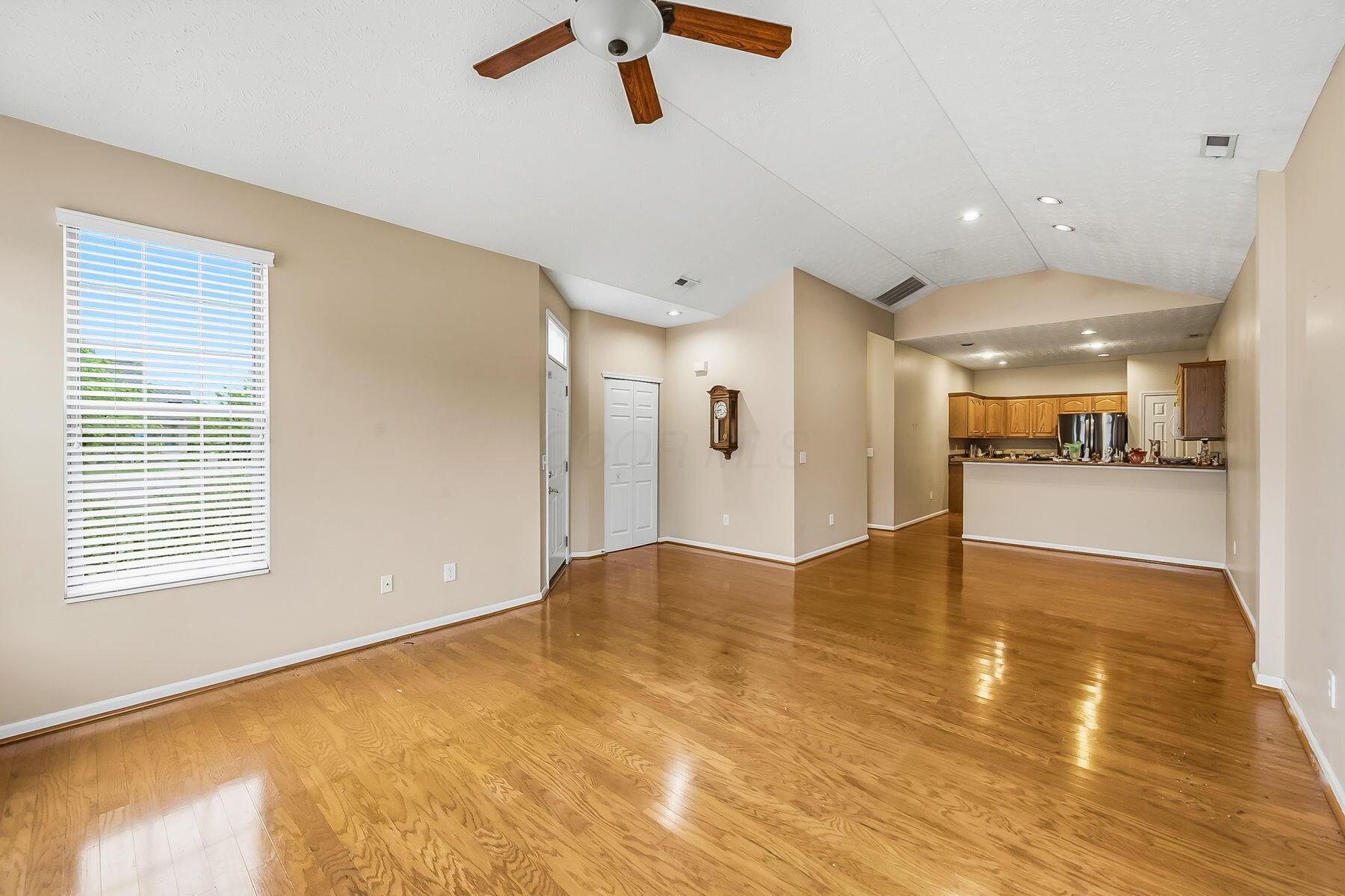 3697 Stoneway Point Powell, OH 43065 - Photo 11 of 33
