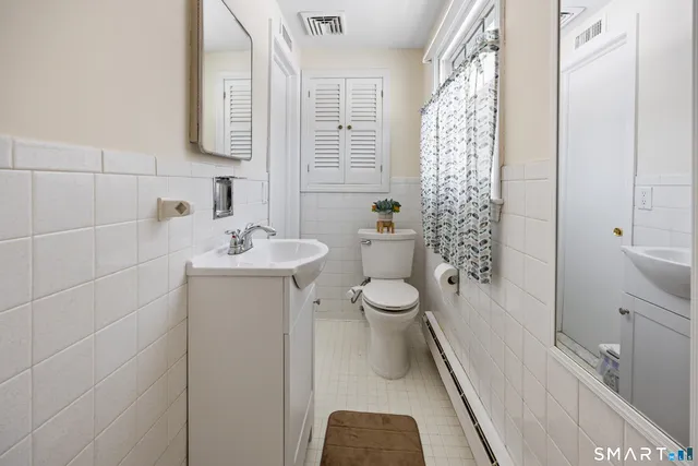 $350,000 | Undisclosed Address, Waterbury, CT 06708