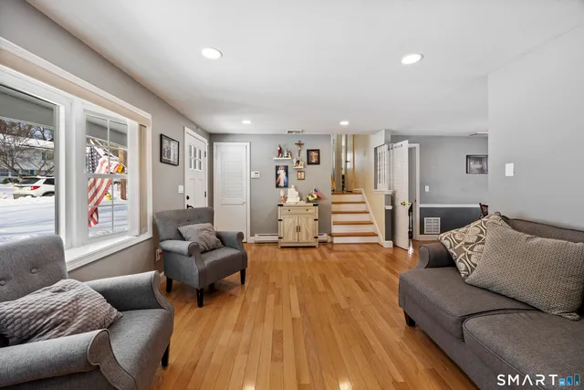 $350,000 | Undisclosed Address, Waterbury, CT 06708