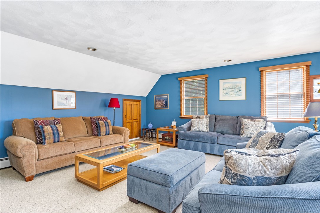 35 Cedar Bay Drive Warwick, RI 02888 - Photo 9 of 32