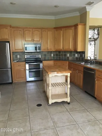 $2,300 | 1412 Thurso Road, Lynn Haven, FL 32444