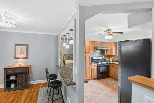 $518,000 | 74 Village Green, Bardonia, NY 10954