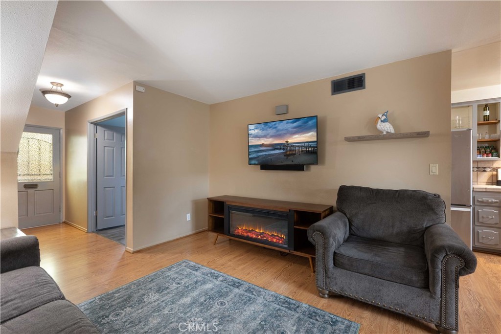 3342 Bradbury Road, Unit 9 Los Alamitos, CA 90720 - Photo 13 of 45