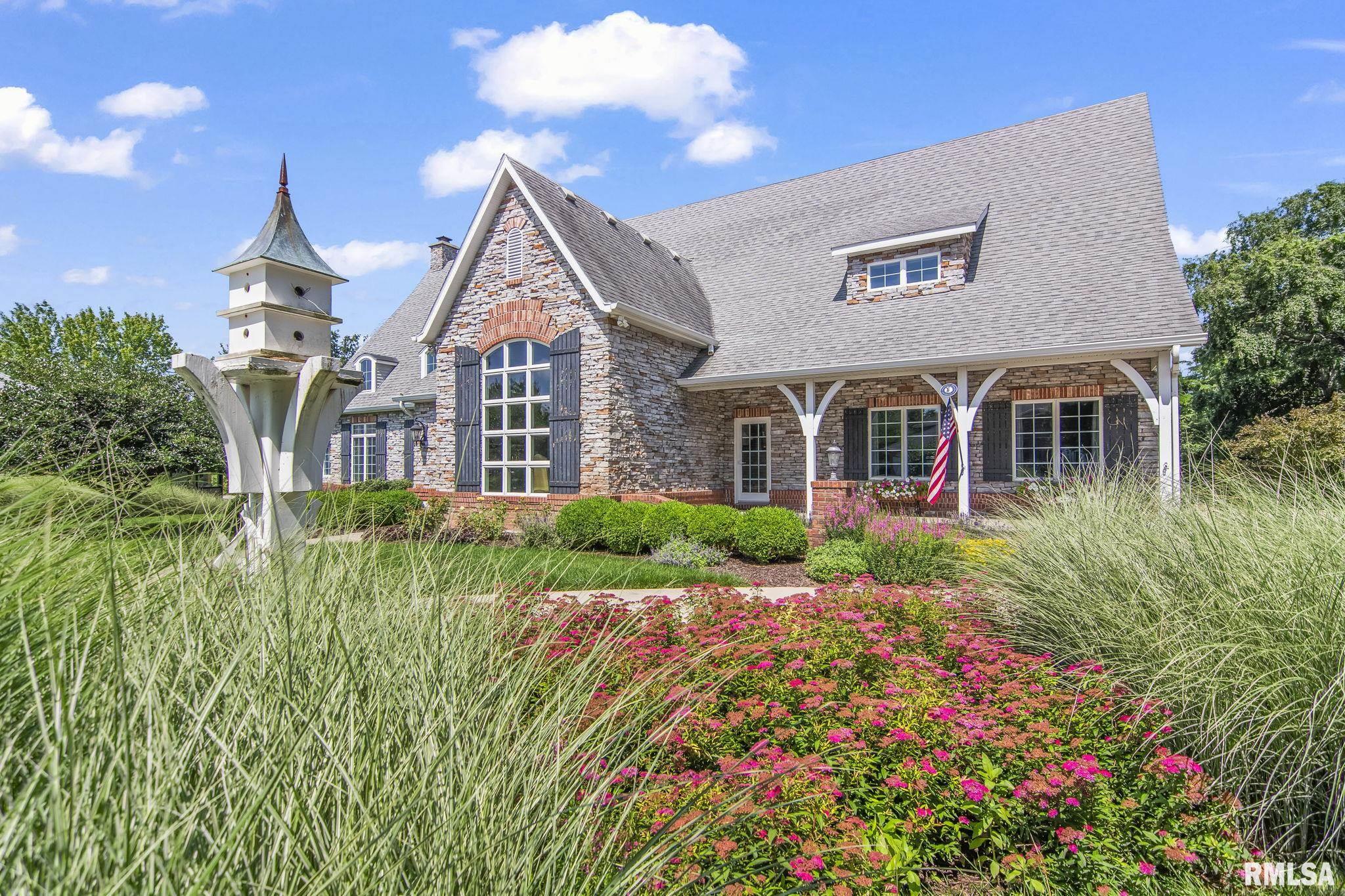 4 Fox Point Rochester, IL 62563 - Photo 2 of 81