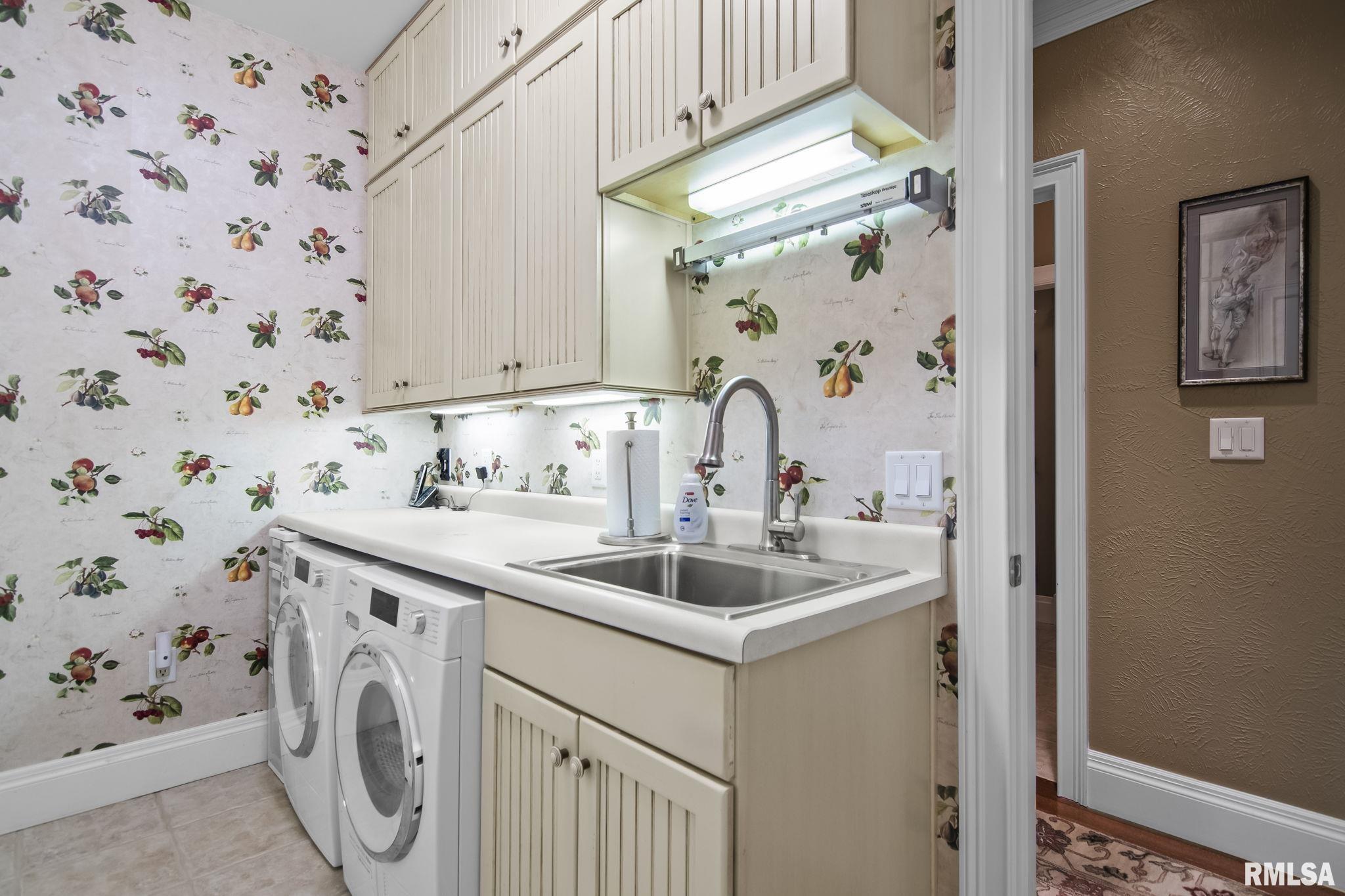 4 Fox Point Rochester, IL 62563 - Photo 33 of 81