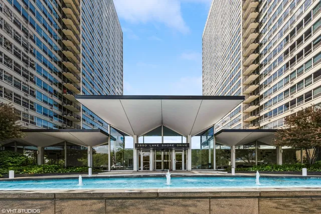 $2,650 | 3550 North Lake Shore Drive, Unit 417, Chicago, IL 60657