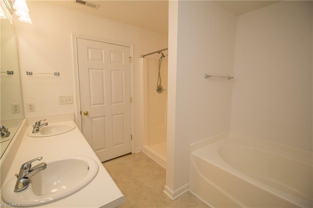 2820 WaterStone Loop High Point, NC 27265 - Photo 16 of 25