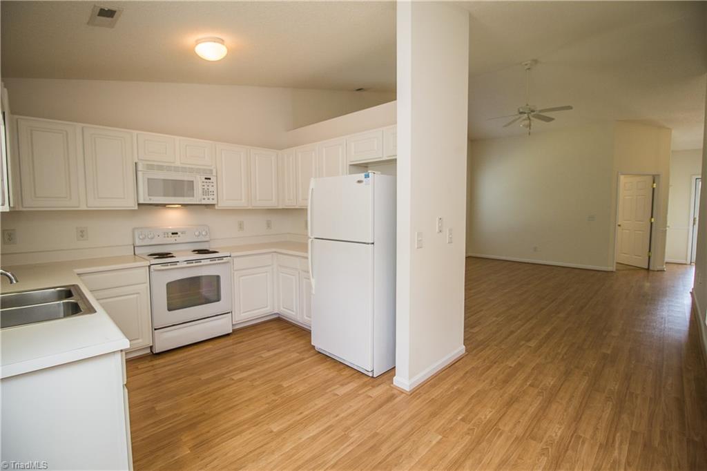 2820 WaterStone Loop High Point, NC 27265 - Photo 8 of 25