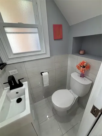 $1,499,000 | 146-26 20th Road | Whitestone
