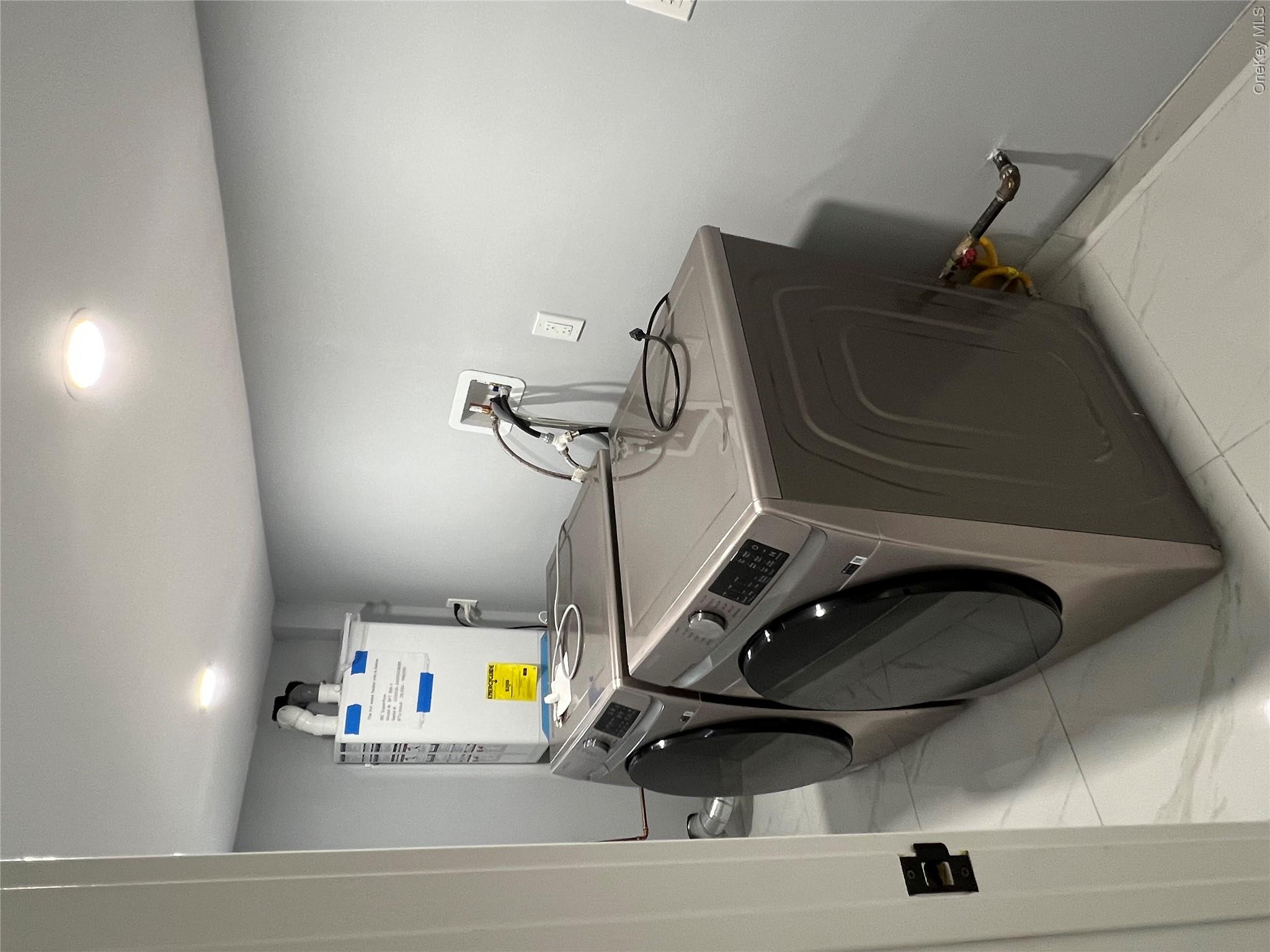 146-26 20th Road Queens, NY 11357 - Photo 23 of 24