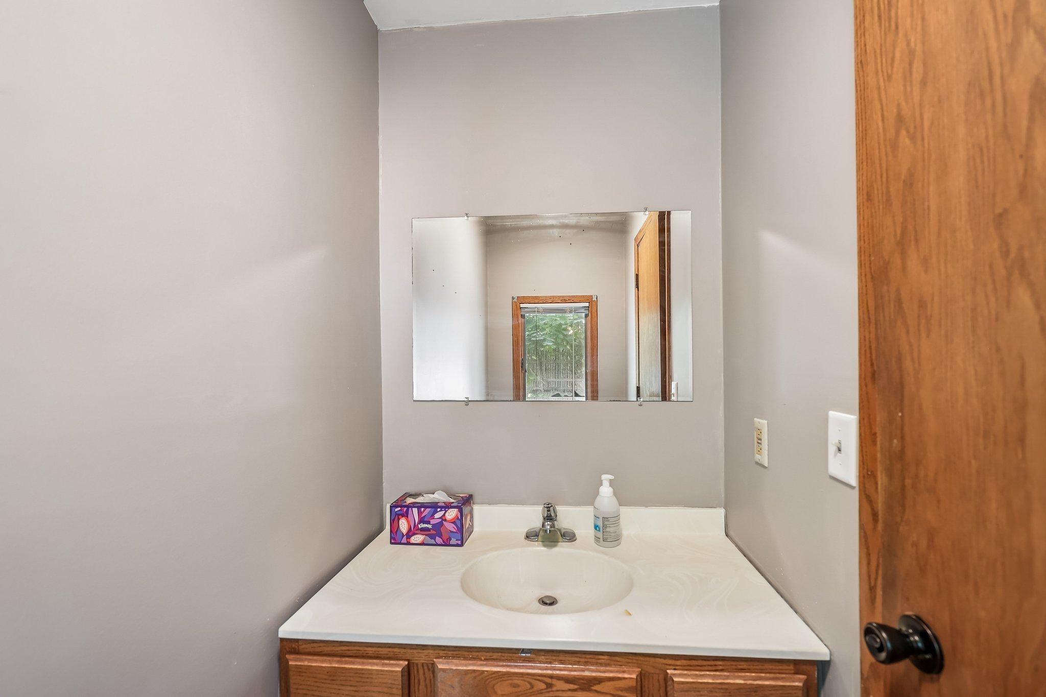 4311 Williston Road Minnetonka, MN 55345 - Photo 34 of 45 Gallery Image 34