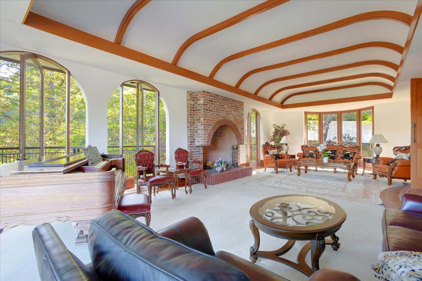 60 Lookout Road Hillsborough, CA 94010 - Photo 11 of 80