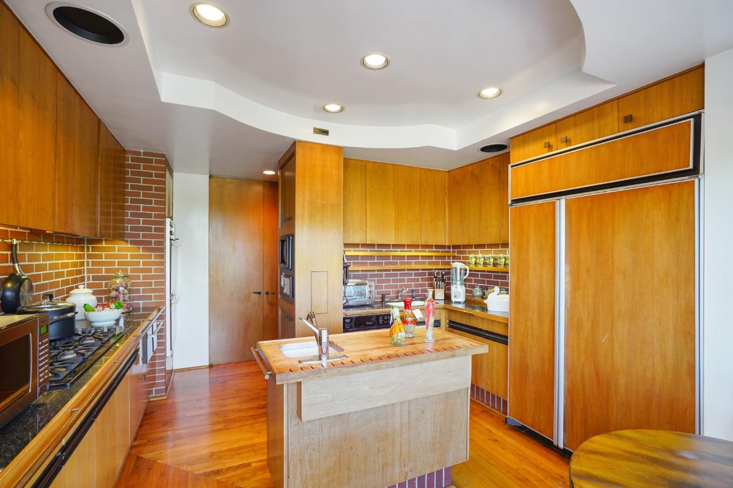 60 Lookout Road Hillsborough, CA 94010 - Photo 27 of 80