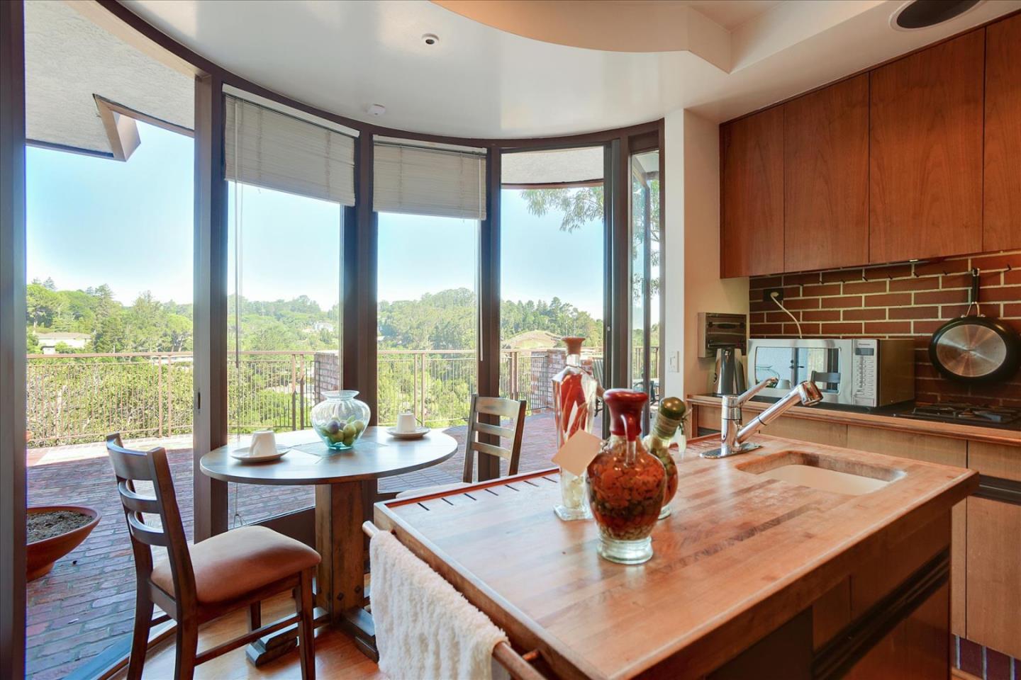 60 Lookout Road Hillsborough, CA 94010 - Photo 28 of 80