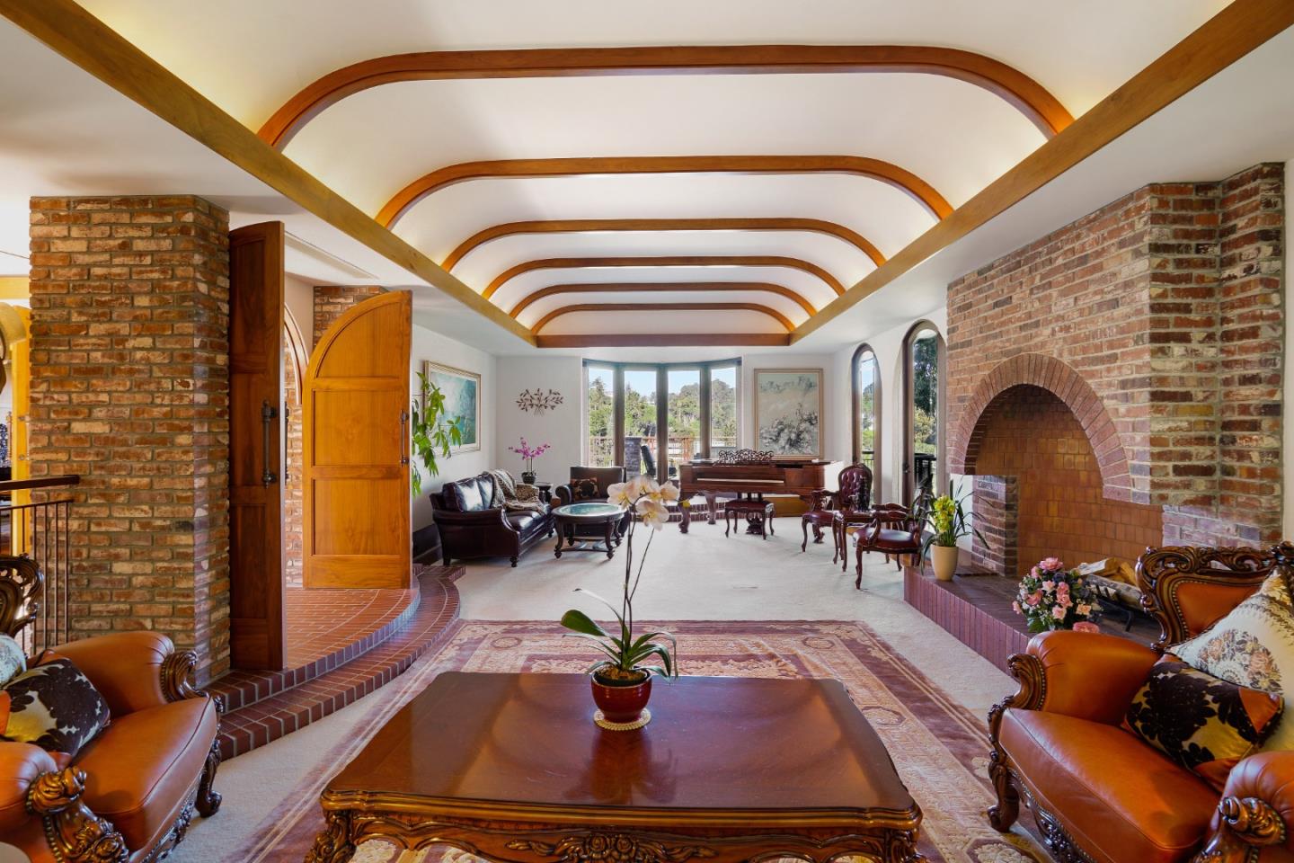 60 Lookout Road Hillsborough, CA 94010 - Photo 9 of 80