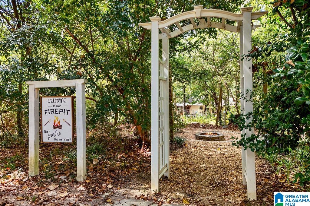 1017 Franks Circle Alabaster, AL 35007 - Photo 38 of 49