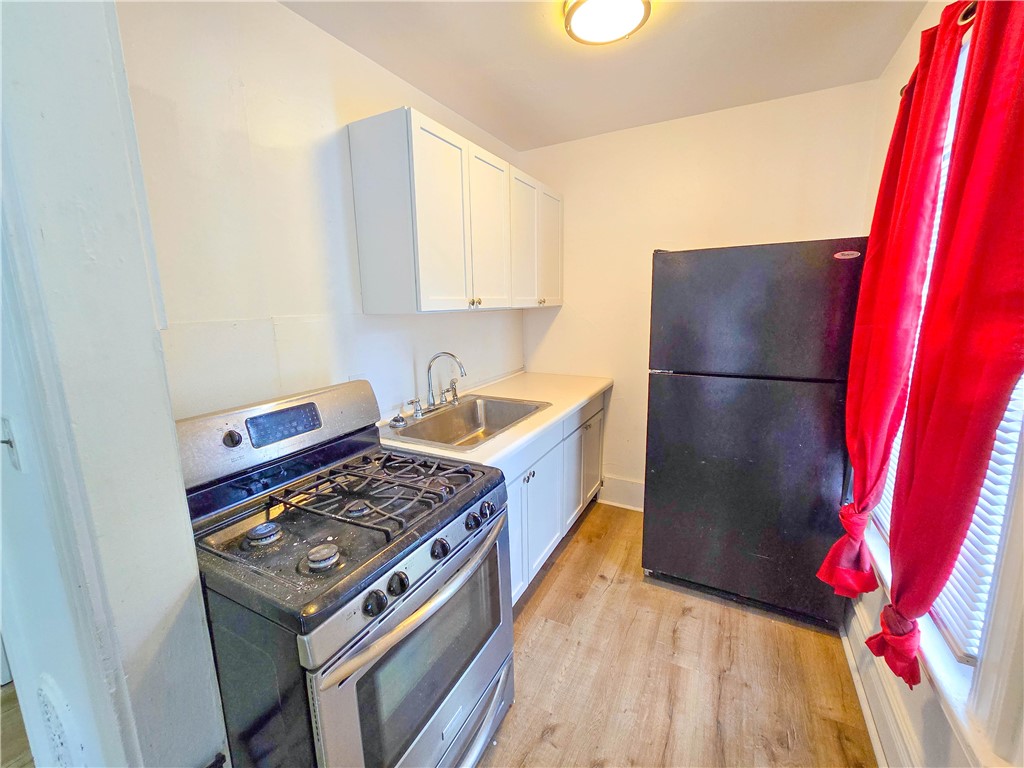211 Parsells Avenue Rochester, NY 14609 - Photo 5 of 16