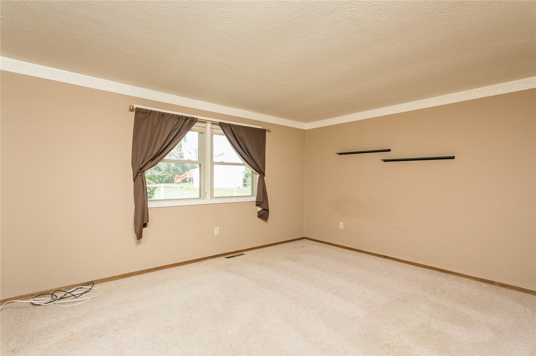 26 Cold Spring Circle Gates, NY 14624 - Photo 14 of 31