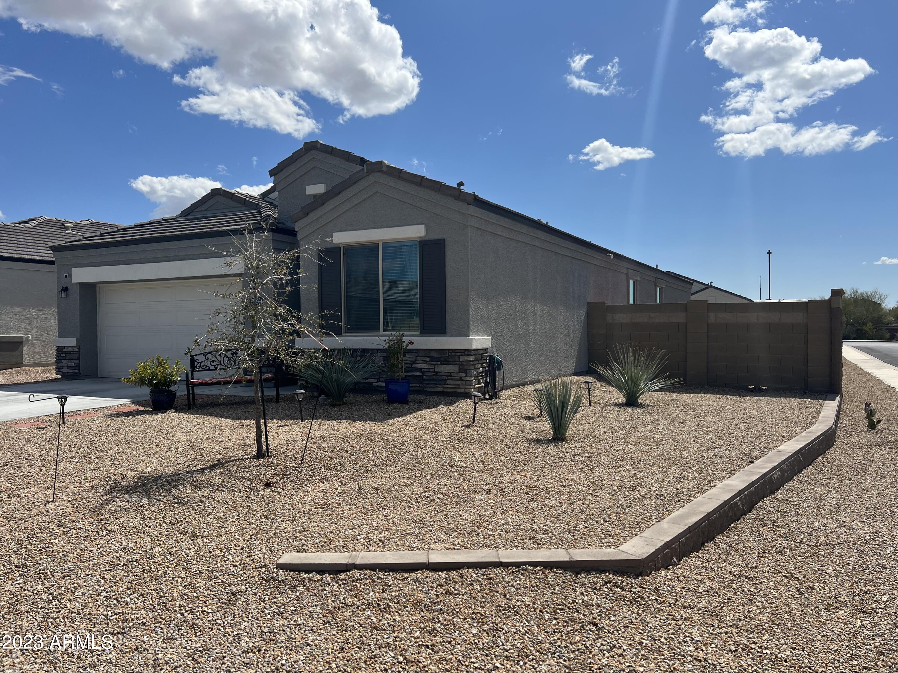 31081 West Osborn Road Buckeye, AZ 85396 - Photo 4 of 34 IMG_4733