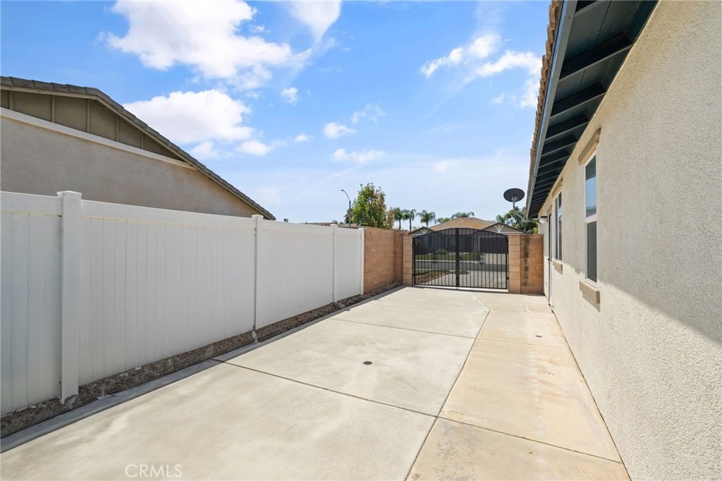 14392 Smith River Road Eastvale, CA 92880 - Photo 50 of 50